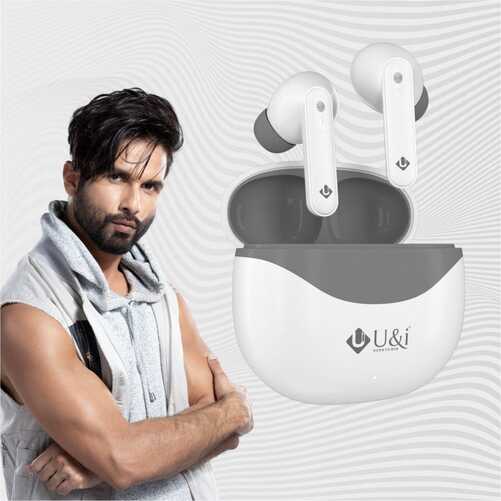 U& i Club Series With 40 Hours Battery Backup at Flat 83% OFF