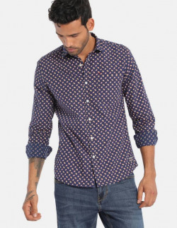 Men Slim Fit Printed Spread Collar Casual Shirt