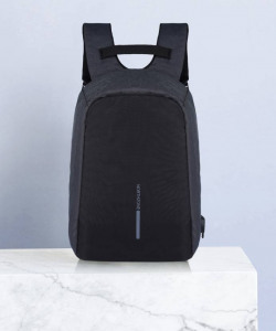 Medium 30 L Laptop Backpack Anti Theft Backpack 15.6 Inch Laptop Bag with USB Charging Port For Men Women(Black)
