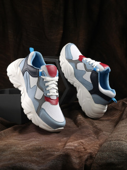 The Roadster Lifestyle Co. Men Lightweight Sneakers