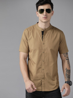 The Roadster Lifestyle Co. Mandarin Collar Pure Cotton Opaque Casual Shirt