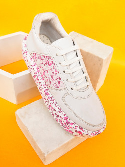 ROADSTER WOMEN WHITE PRINTED LEATHER CASUAL SHOES