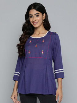 HERE&NOW Floral Embroidered Kantha Work Kantha Work Pleated Kurti