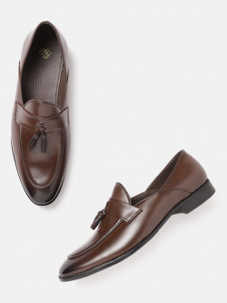 HOUSE OF PATAUDI MEN BROWN SOLID HANDCRAFTED FORMAL TASSELED LOAFERS
