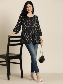 HERE&NOW Wome Ethnic Motifs Printed A-Line Kurti